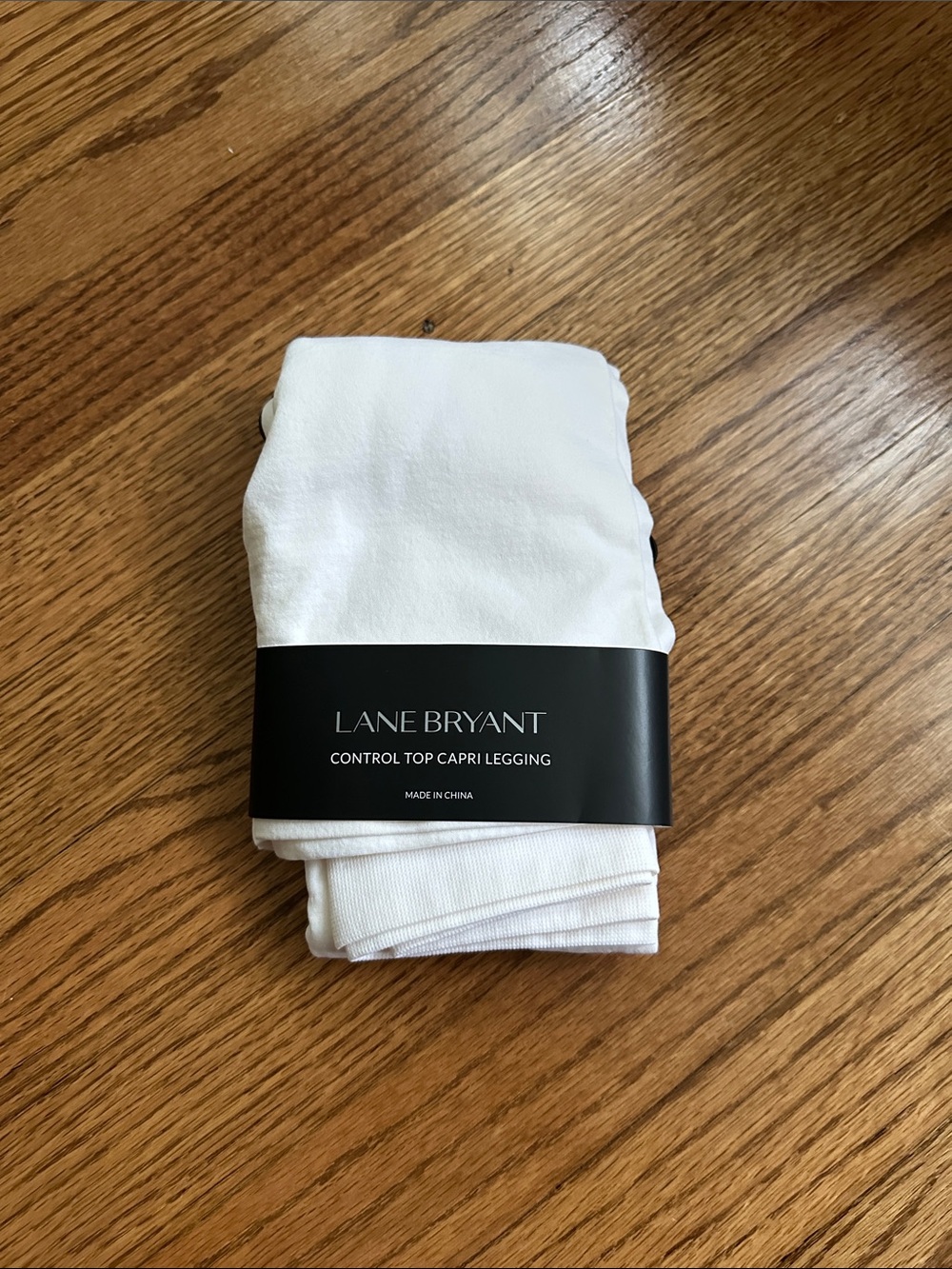 Lane Bryant White Capri Control Top Leggings
